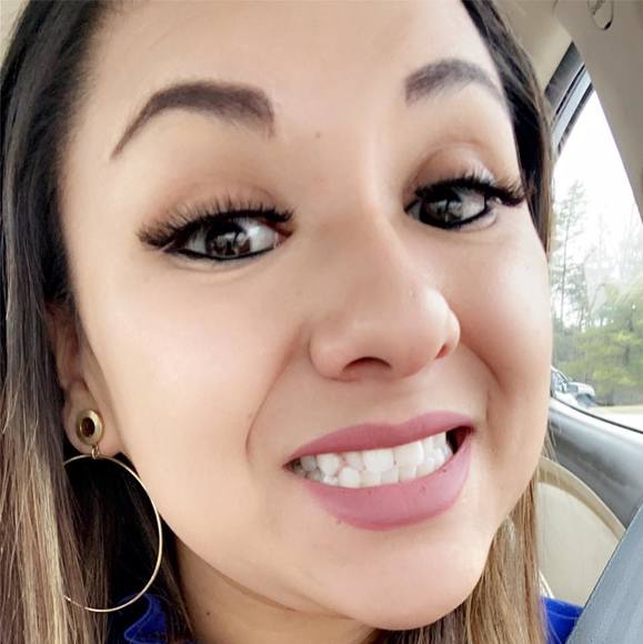Meet the Posher Other - Meet your Posher, Alejandra